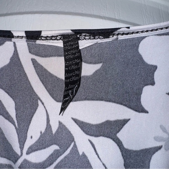 Monochrome Floral Midi Dress - Picture 3 of 5